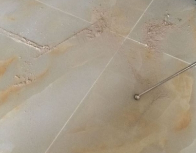仁怀瓷砖空鼓维修公司分享粘合剂选择不当在瓷砖铺贴过程中可能导致以下问题